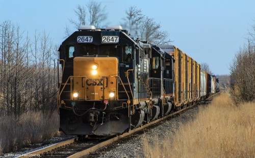 After pausing to supply interchange cars for the SMS, the Chemtrain heads south, at Logan Township, NJ.