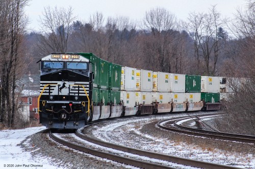 This eastbound intermodal crawls around the curve as it approaches a stop signal, in Duncannon, PA.