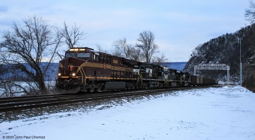 Though we had our doubts, we lucked out and were able to get the Pennsylvania Unit leading this empty coal drag westbound, through Duncannon, PA. It was the last train we caught before we lost adequate daylight for photos.