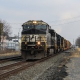 Westbound-Mixed-Freight-on-the-Right