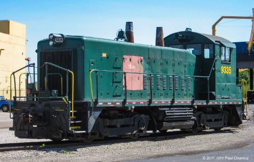 CRGX #: 9335 sits at the Cargill Grain Silos, in East Saint Louis, IL. The Cargill logo has been patched over.