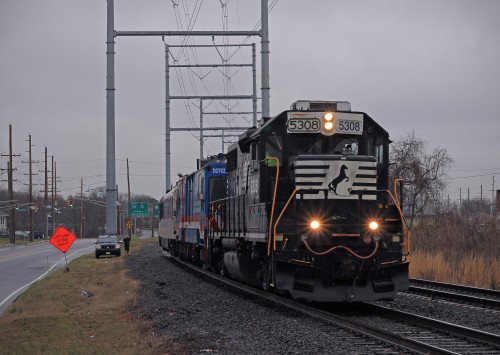 901 passing the Westville Siding as it prepares to enter Woodbury