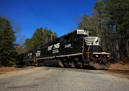 WPCA-51 crawls through the piney town of Newtonville