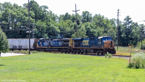 Two CSX units are about to re-enter the Chemical Coast Secondary, now facing north, after being spun around from facing south.