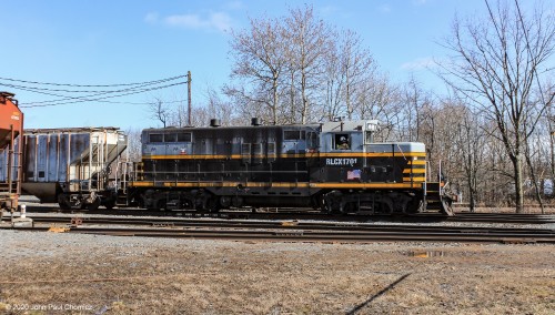 RLCX GP10 #: 1701 is the switcher that moves hopper cars at Ardent Mills' other grain silos in Mount Pocono, PA.