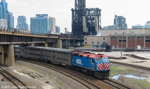 Passing-under-the-St.-Charles-Air-Line..jpg