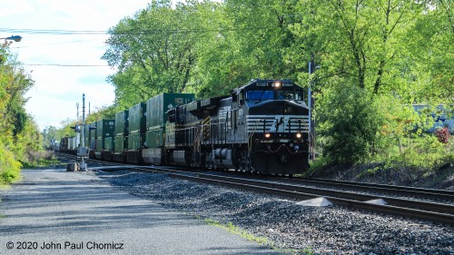 Due to a fire on the Point No Point Bridge, in South Kearny, all Croxton bound NS traffic was detoured over the National Docks Secondary, in Jersey City. In this case, it was 63rd Street/Chicago to Croxton train #: 20K. It was also nice that the Nickel Plate unit was the trailing unit.