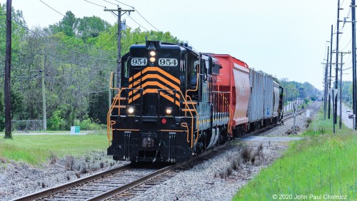 After working Millville Yard, the power was switched, again, and SD9 #: 954 now leads the train as it heads north, through Vineland, back to the diamond to cross onto home rails.