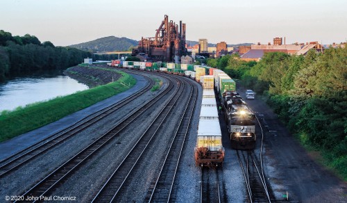 After the LVRM left two strings of double stacks, I got to watch train #: 21V being created by the NS crews who came in its eastbound counterpart train #: 20V. Train #: 21V originates in Bethlehem,PA and terminates in Harrisburg, PA.