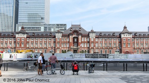 The main train station of Tokyo and the busiest in all of Japan. It is located not far from the Imperial Palace and is served by all of Japan's high speed rail ways as well as all of the inter-city train networks.