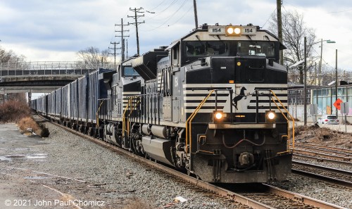 Empty garbage train #: 62V heads east on the Lehigh Line towards its final destination in South Kearny, NJ.