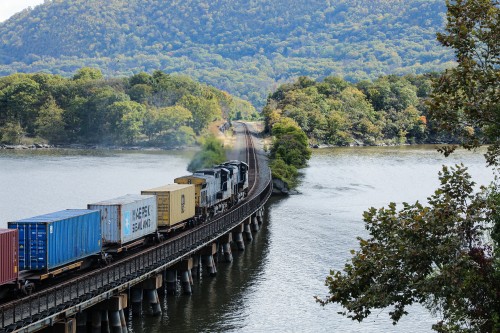 CSX ES44AC-H #3136 Bear Mountain, NY