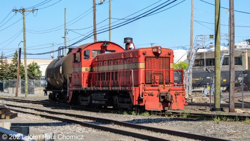 Although it is more common to see the EJRR using the #: 321B to switch the terminal, this was one of those occasions where the railroad decided to use its second locomotive #: 250 to do the honors. Here, it is seen shoving tank cars into the Chem South portion of the terminal, in Bayonne, NJ.