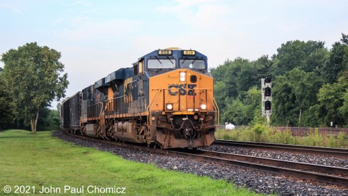 Shortly after my arrival, an eastbound CSX mixed freight train was the first action I saw at Berea, OH.