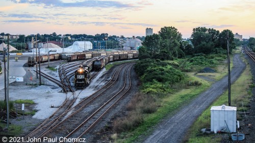 After tying up the Chicago Line, the Whiskey Island Local is now shoving hoppers into the Cargill Yard on Whiskey Island in Cleveland, OH. After this, the drawbridge opened and there was no other action on the Chicago Line for the remainder of my stay at this location.