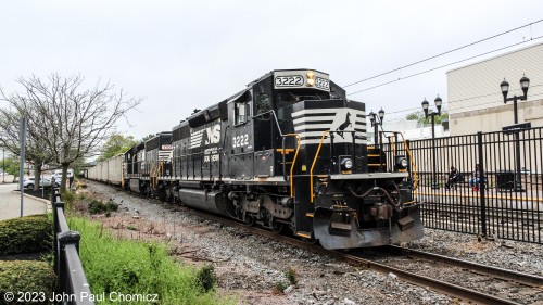 Bayonne Local YPBA-50 is the job that takes the outbounds from Bayonne Yard and brings in the inbounds from Oak Island. Though it appears regularly, it is elusive for me because it usually departs with the outbounds at night and returns with the inbounds before the sun comes up the next morning. Sometimes it does appear during the day but usually when I'm at work. This time, I was surprised to find it on this extremely dismal Saturday afternoon.