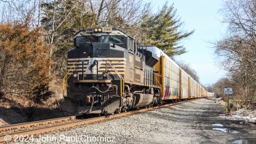 Nope, not a different train, this is the rear unit on train #: 18N as it passes through Three Bridges, NJ.