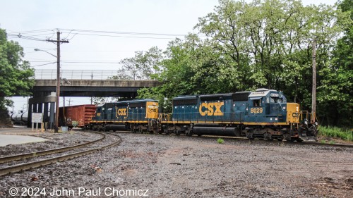 Conrail local OI-16 sticks out of Port Reading Yard as it just shoved a string of cars into the yard.