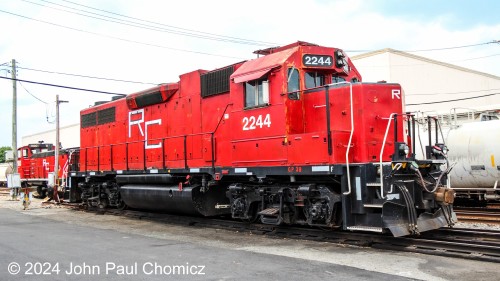 I'm usually not around during the week when these units are working so, on this day, I caught the Raritan Central Railway GP38 #: 2244 resting at the Raritan Center in Edison, NJ. Behind this unit is the RCRY SW1500 #: 1100.