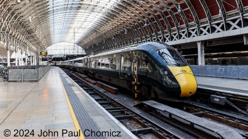 This Great Western Railway train is a British Rail Class 800 bi-mode MU set. It is sitting in Paddington Station and will become the 08:00 Intercity Express Train that will take me to Swindon, UK.