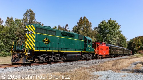 Autumn-Leaf-Pumpkin-Train..jpg