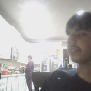 1762296543069_distracted