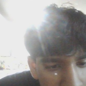 1762295917063_distracted