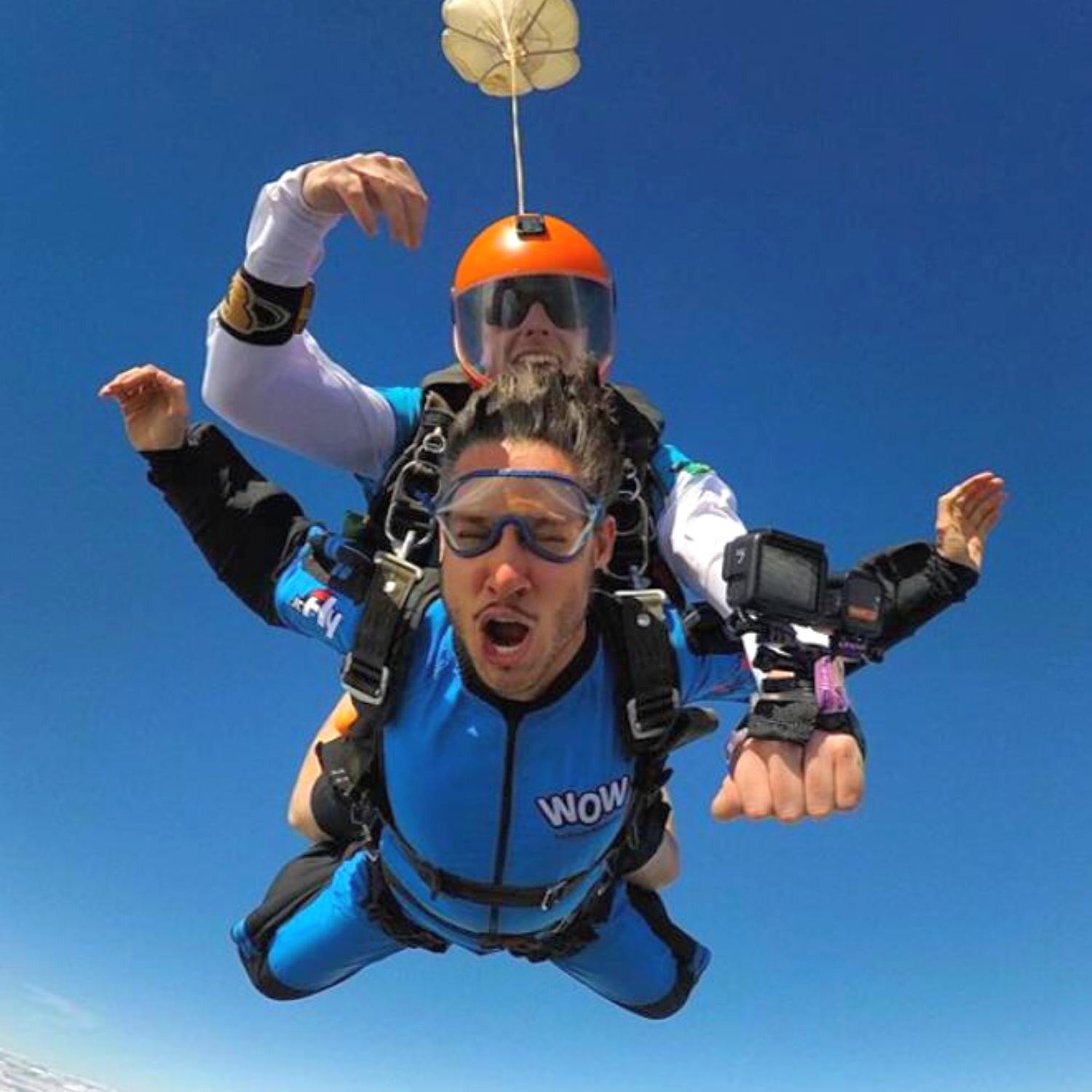 Salto de Paraquedas com Selfie VÍDEO e FOTOS em Boituva-SP (Agende sua data)